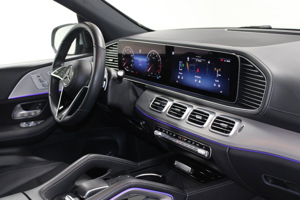 Used 2025 Mercedes-Benz GLS 450 4MATIC image 30