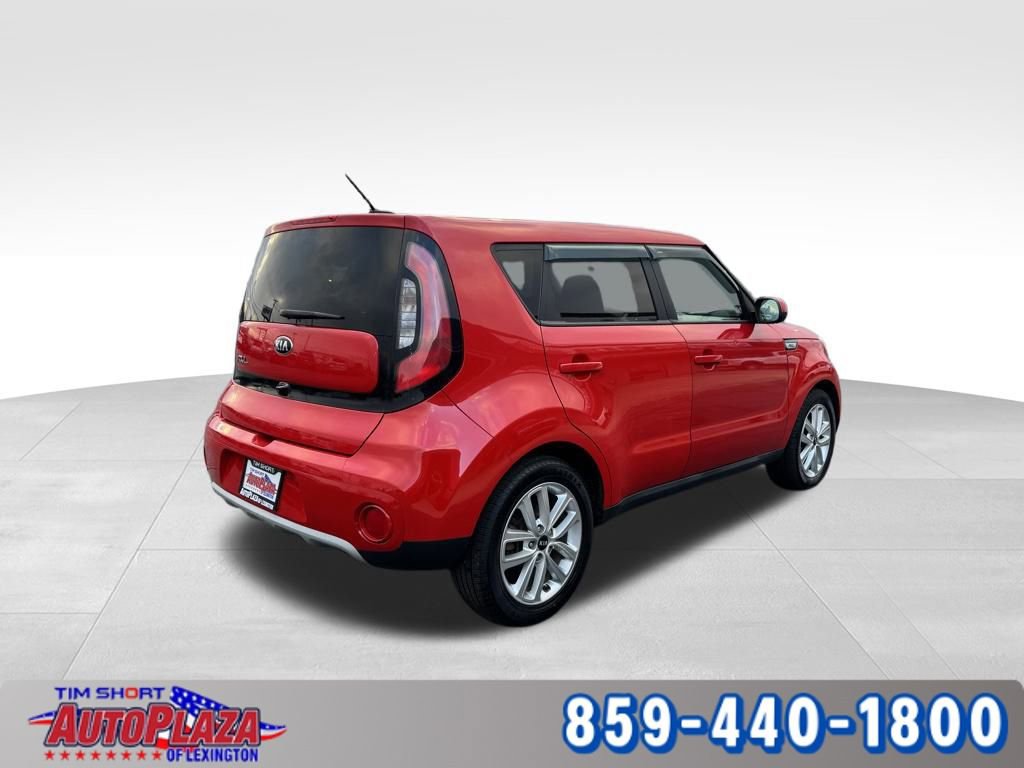 Used 2019 Kia Soul + image 10