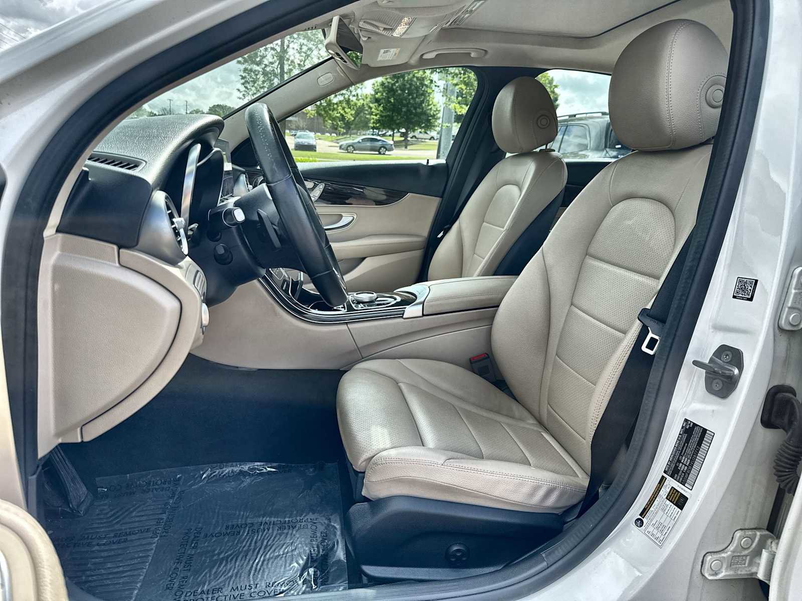 Used 2019 Mercedes-Benz C 300 Sedan image 3