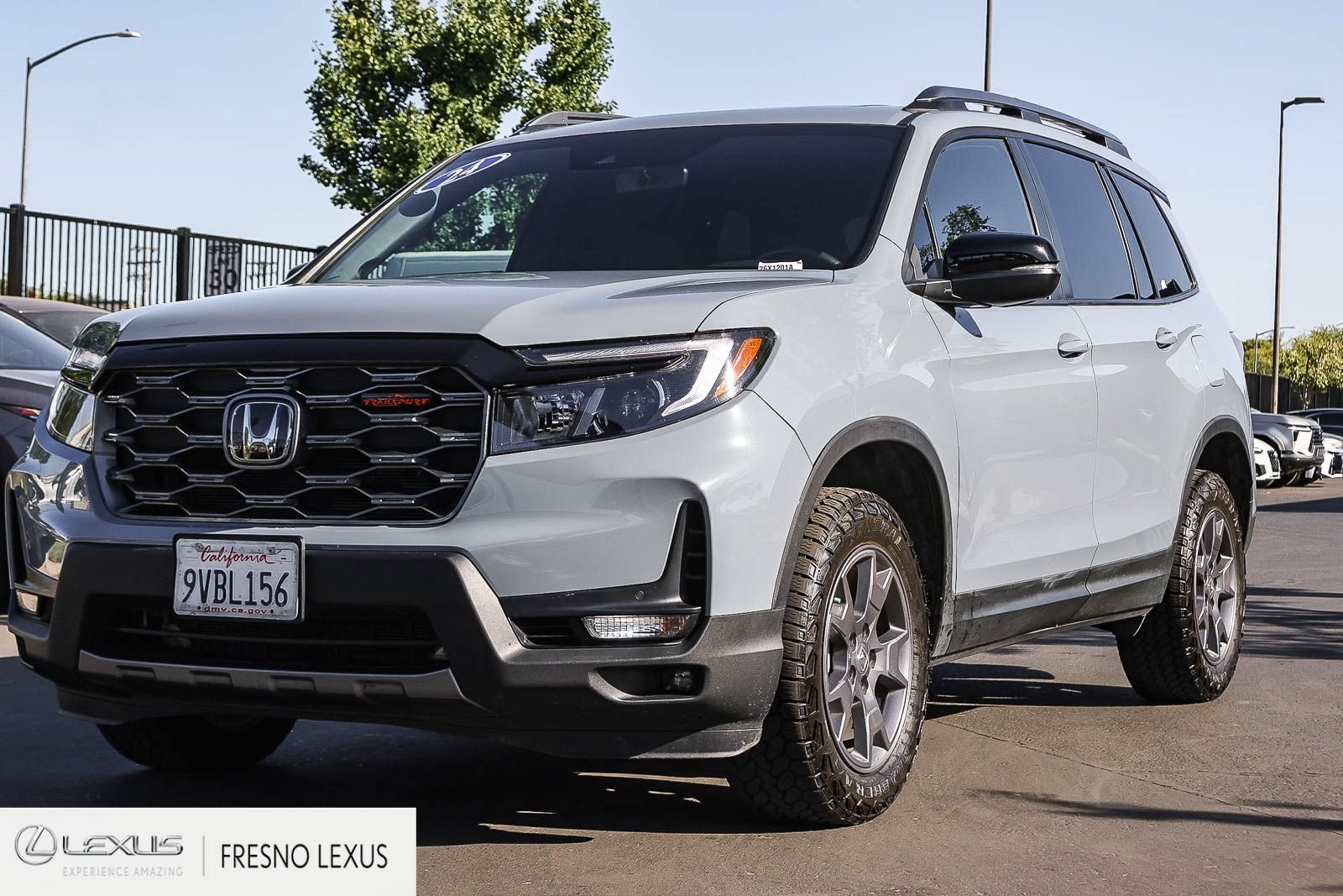 Used 2024 Honda Passport TrailSport image 3