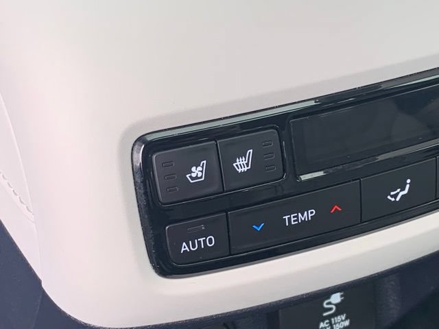 Certified 2024 Hyundai Palisade Limited AWD/4WD image 21