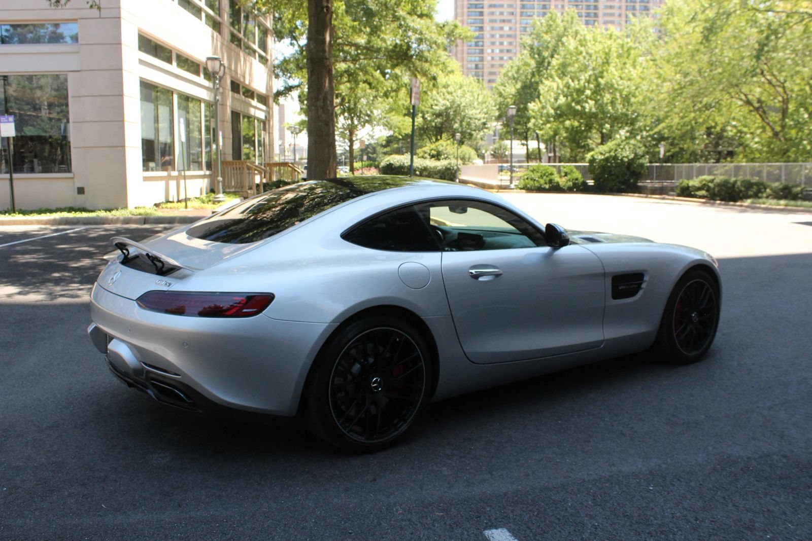 Used 2016 Mercedes-Benz AMG GT S image 10