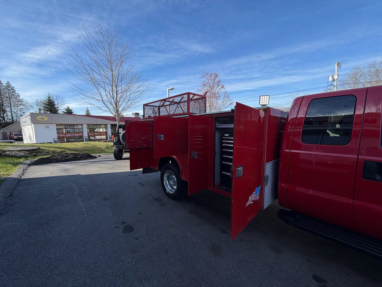 Used 2013 Ford F550 4x4 SuperCab Super Duty w/ Payload Upgrade Pkg image 19