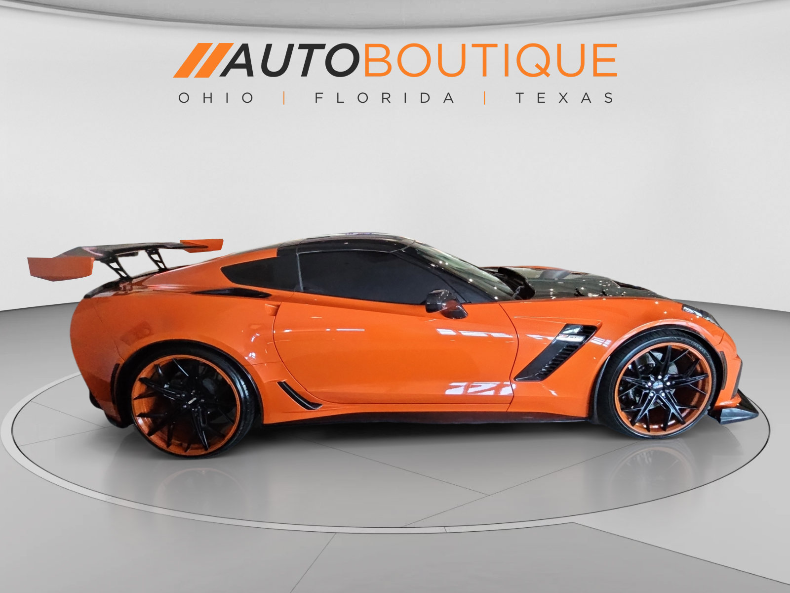 Used 2019 Chevrolet Corvette Z06 RWD image 6