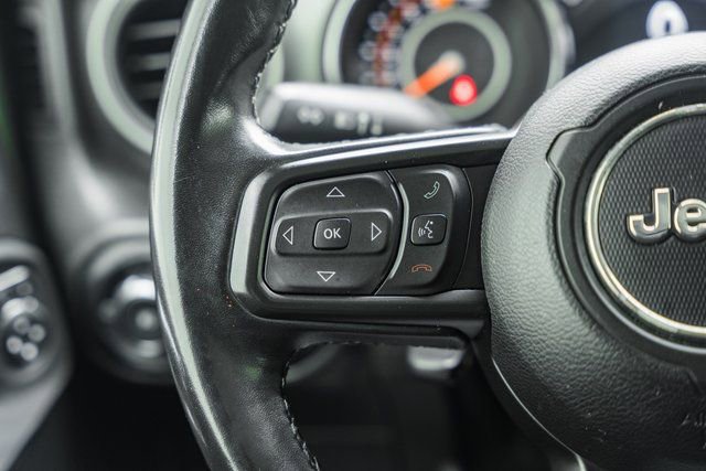 Used 2022 Jeep Wrangler Unlimited Sport image 39
