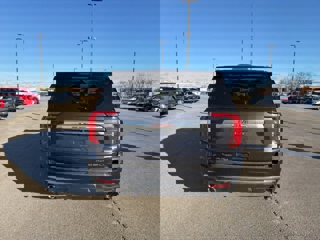 Used 2023 GMC Yukon Denali image 18