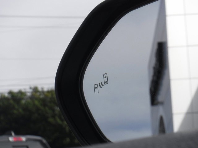 Used 2023 Toyota Camry XSE image 36