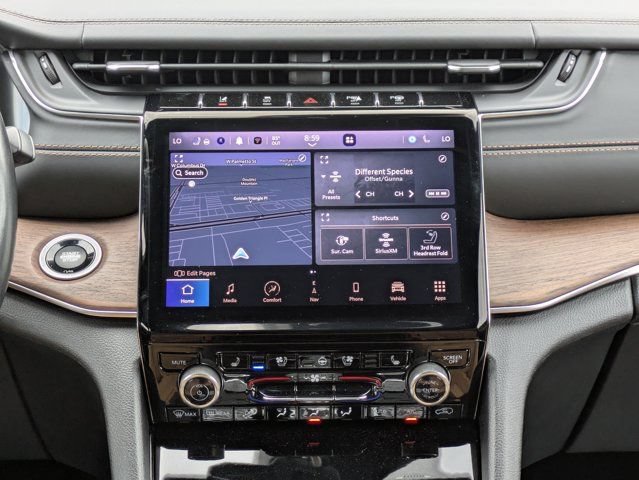 Used 2022 Jeep Grand Cherokee L Summit w/ Advanced Protech Group IV AWD/4WD image 20
