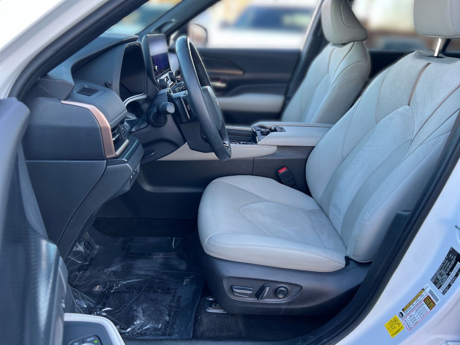 Used 2024 Toyota Grand Highlander MAX Platinum image 11