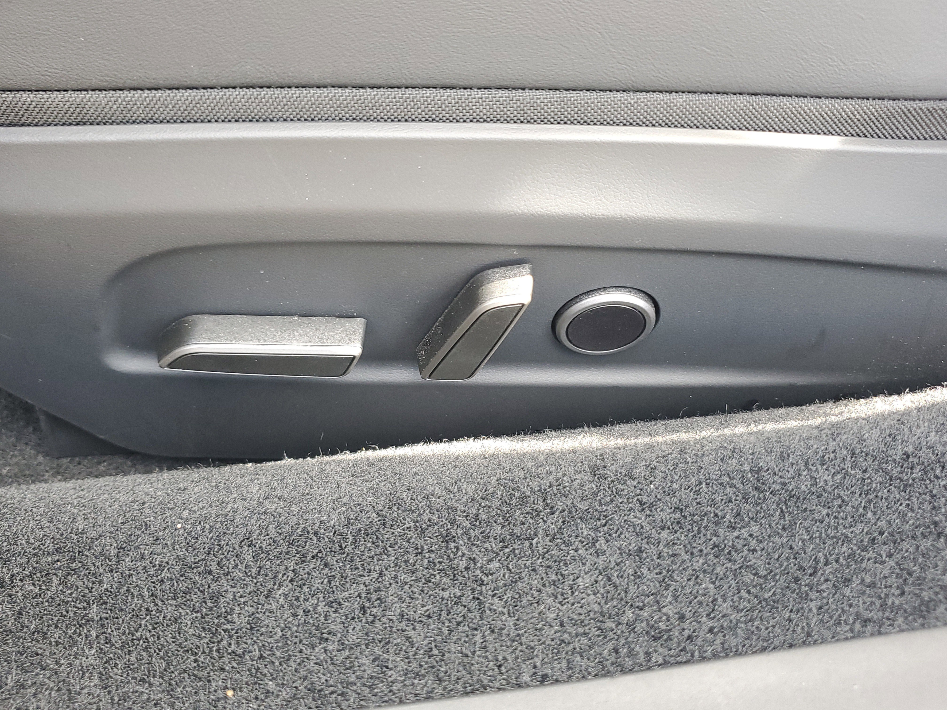 Used 2025 Tesla Model 3 Long Range image 14