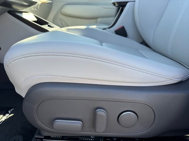 New 2026 Hyundai Kona SEL Premium image 12