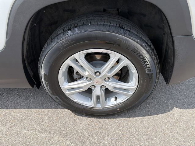 Used 2022 GMC Terrain SLE w/ Driver Convenience Package FWD image 26