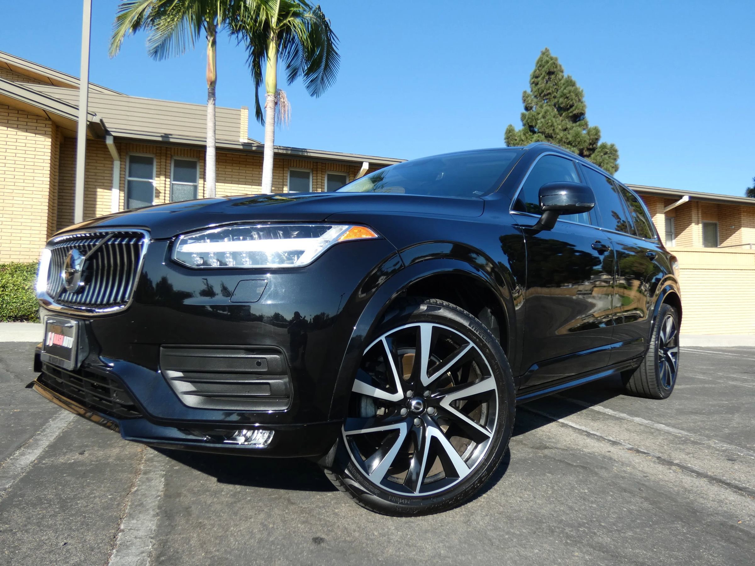 Used 2020 Volvo XC90 T6 Momentum image 18