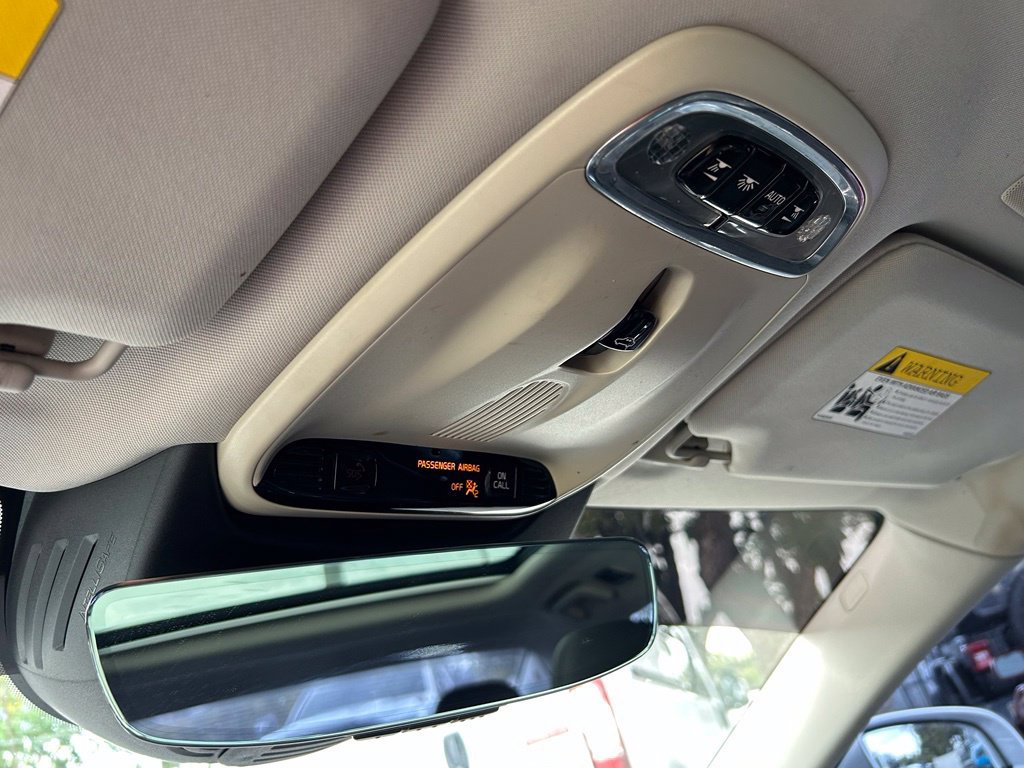 Used 2019 Volvo S90 T5 Momentum AWD/4WD image 24