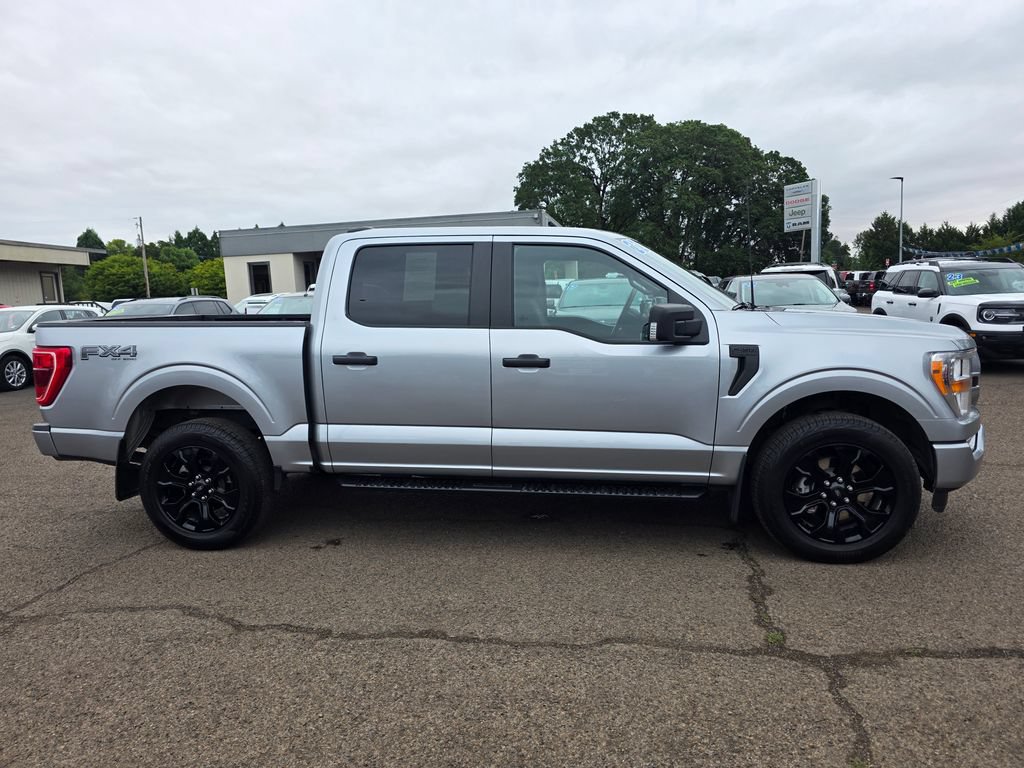Used 2022 Ford F150 XL w/ STX Black Appearance Package AWD/4WD image 9
