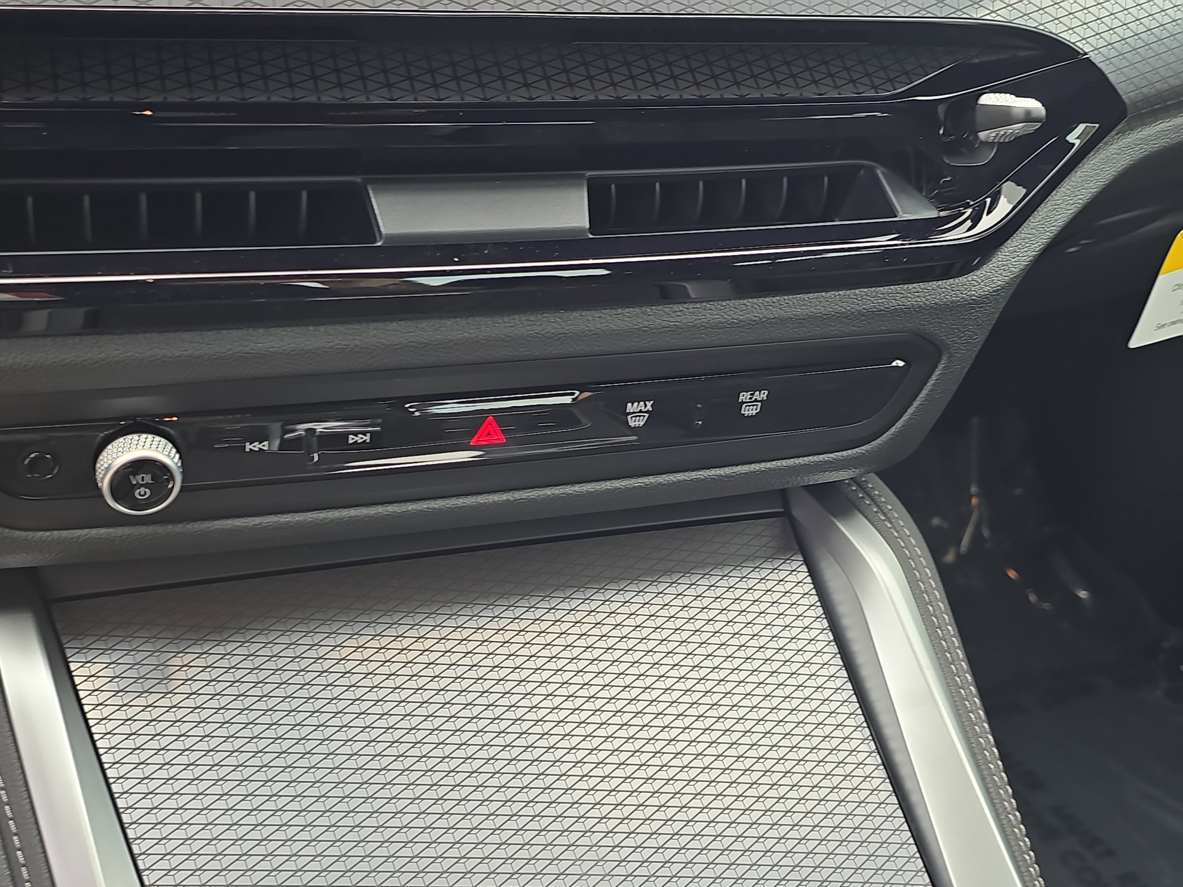 New 2026 BMW 430i Coupe w/ M Sport Package image 23