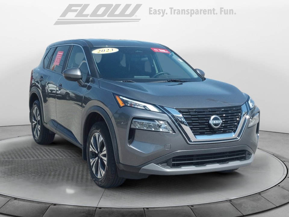 Used 2023 Nissan Rogue SV image 1