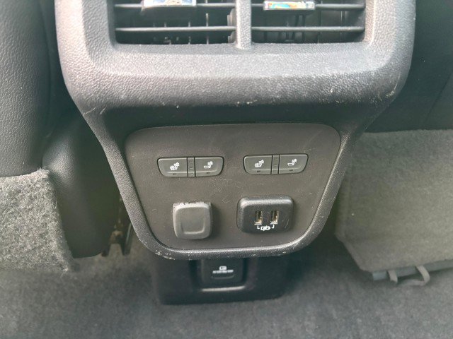 Used 2018 Chevrolet Equinox Premier image 14