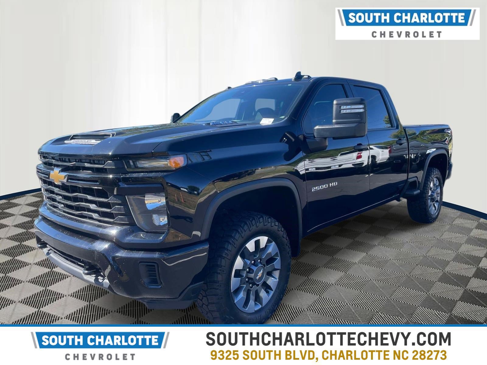 Used 2024 Chevrolet Silverado 2500 Custom w/ Custom Value Package AWD/4WD image 1