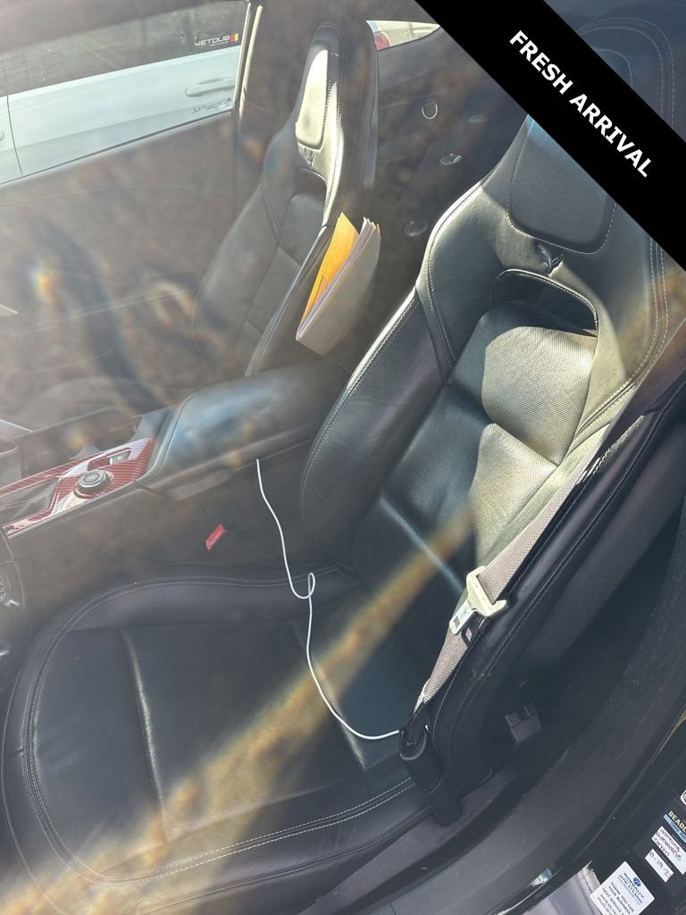 Used 2015 Chevrolet Corvette Stingray w/ 3LT Preferred Equipment Group image 8