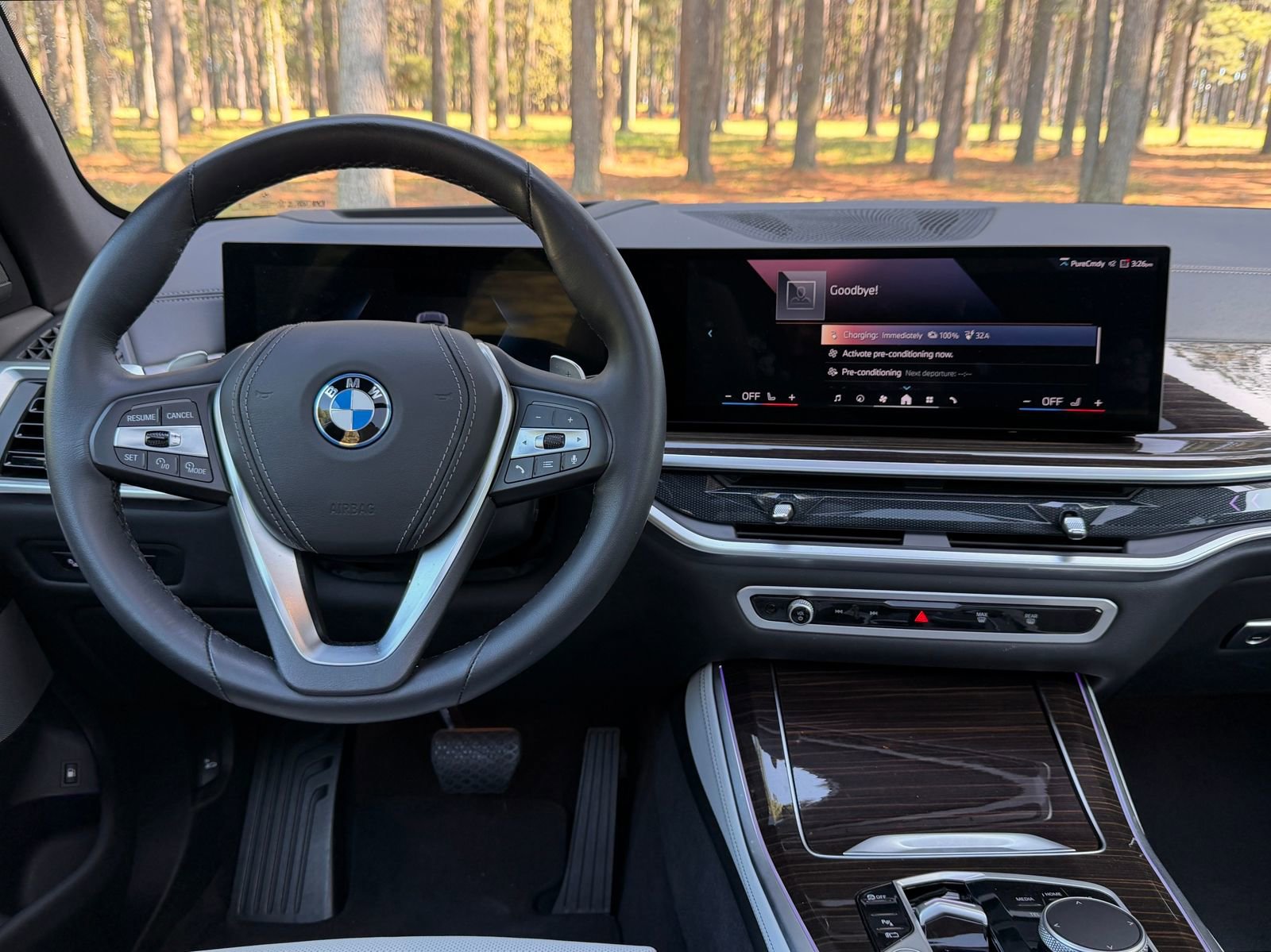 Certified 2024 BMW X5 xDrive50e w/ Premium Package image 3