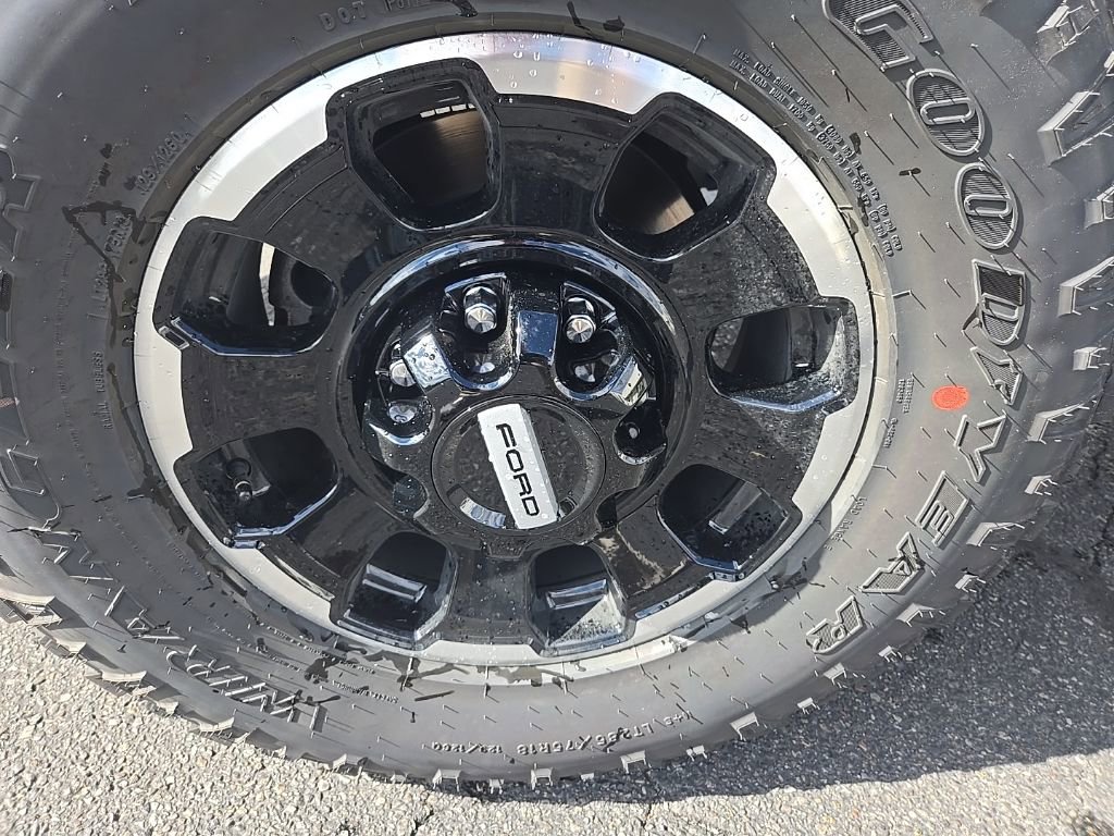 New 2026 Ford F350 Platinum image 40