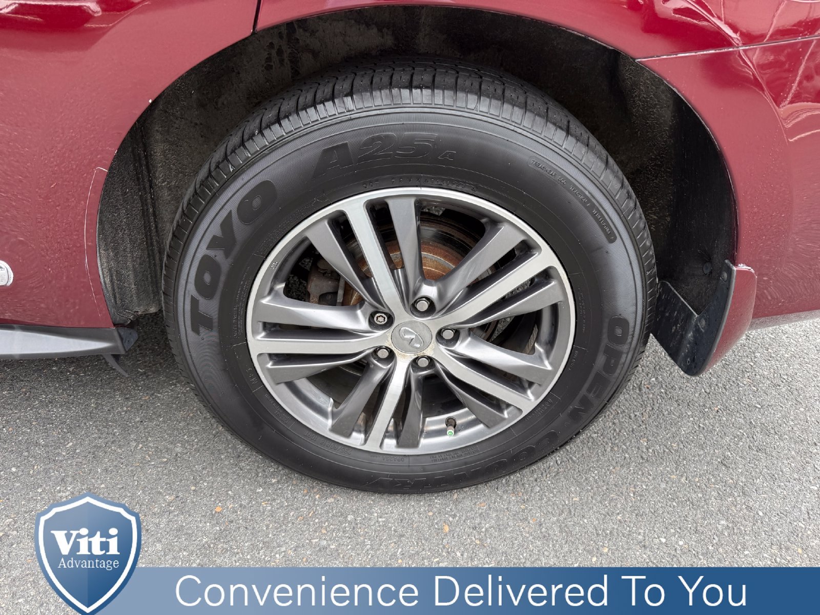 Used 2019 INFINITI QX60 Luxe w/ Essential Package AWD/4WD image 13