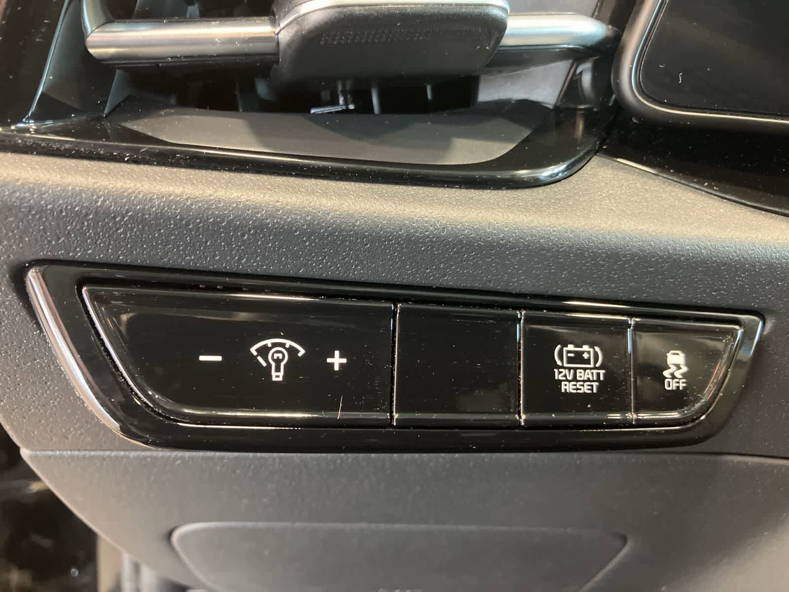 Used 2023 Kia Niro EX FWD image 13