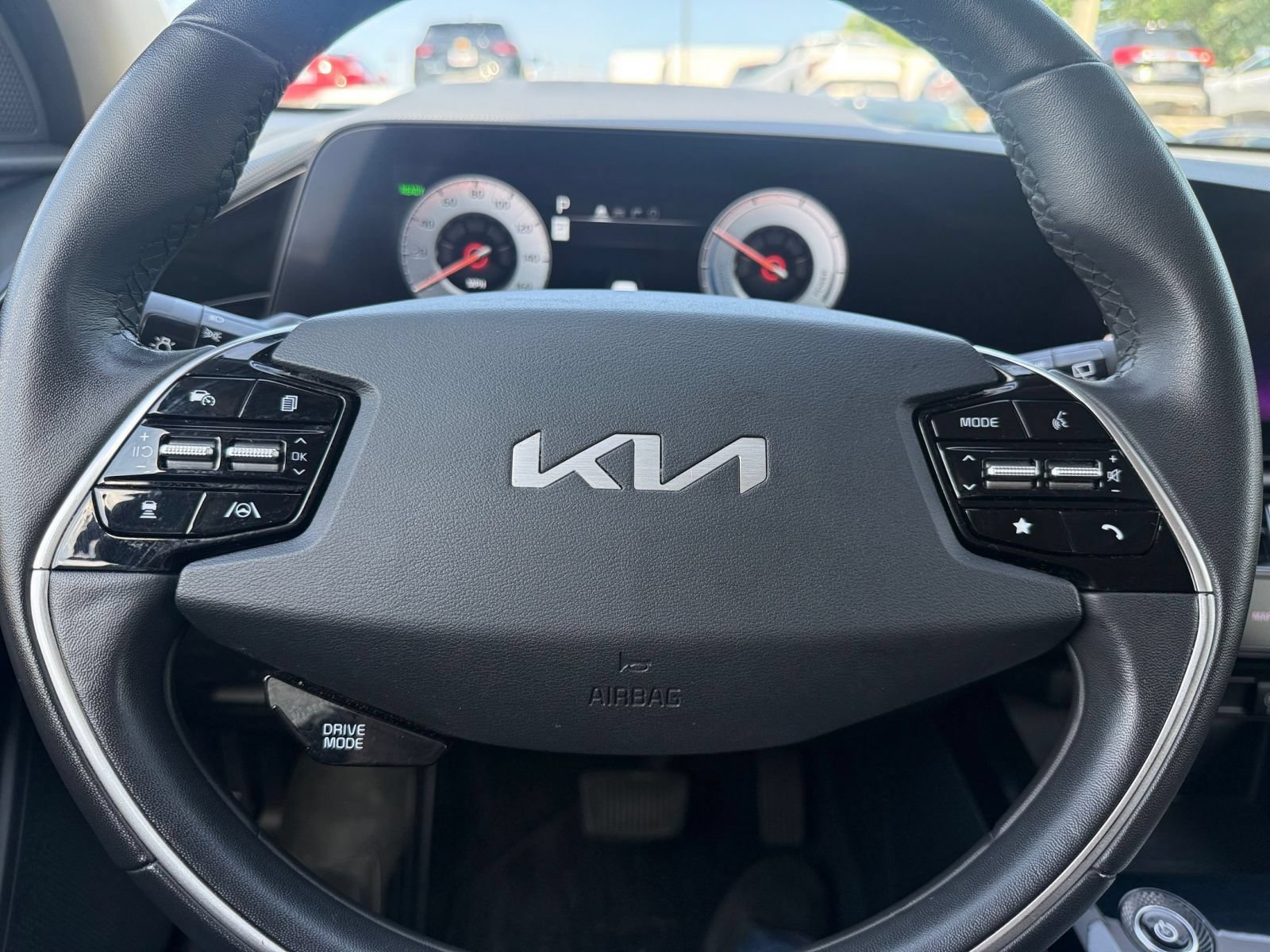 Used 2023 Kia Niro Wind FWD image 35