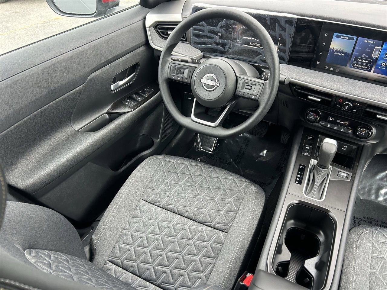 New 2026 Nissan Kicks SV image 16