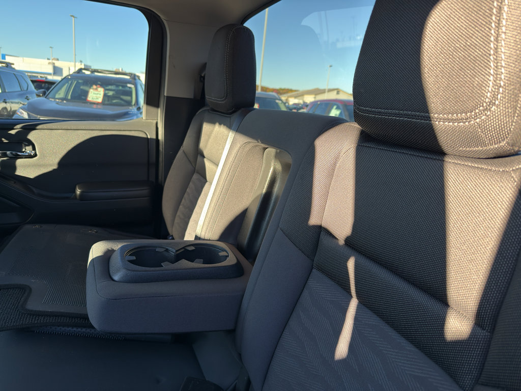 Certified 2024 Nissan Frontier SV image 34