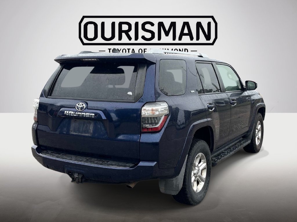 Used 2016 Toyota 4Runner SR5 AWD/4WD image 5