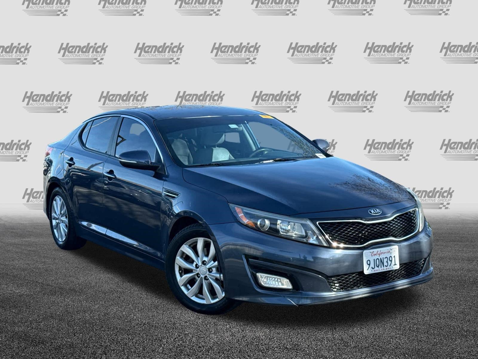 Used 2015 Kia Optima EX image 2