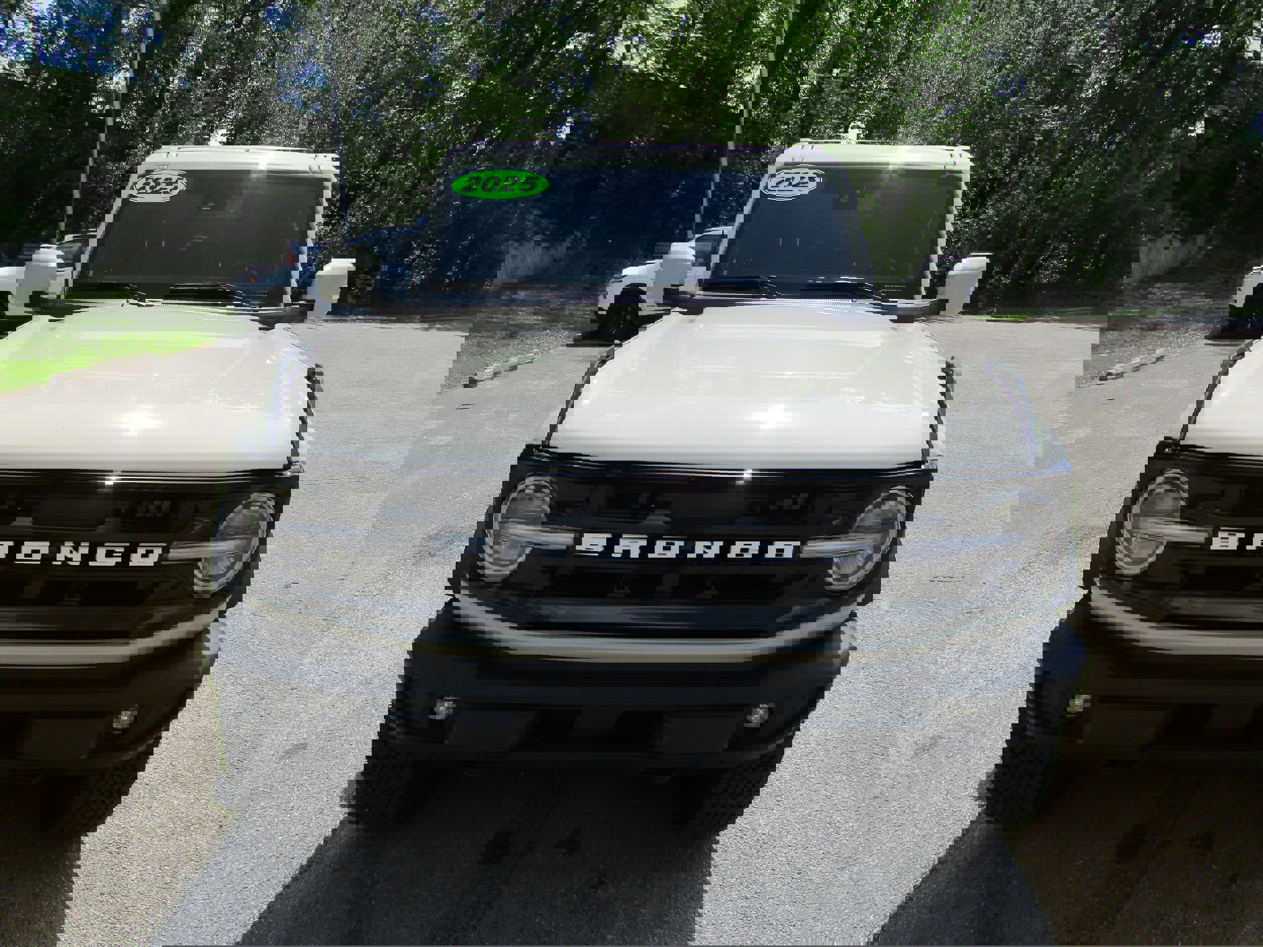 Used 2025 Ford Bronco Outer Banks w/ Sasquatch Package AWD/4WD image 7