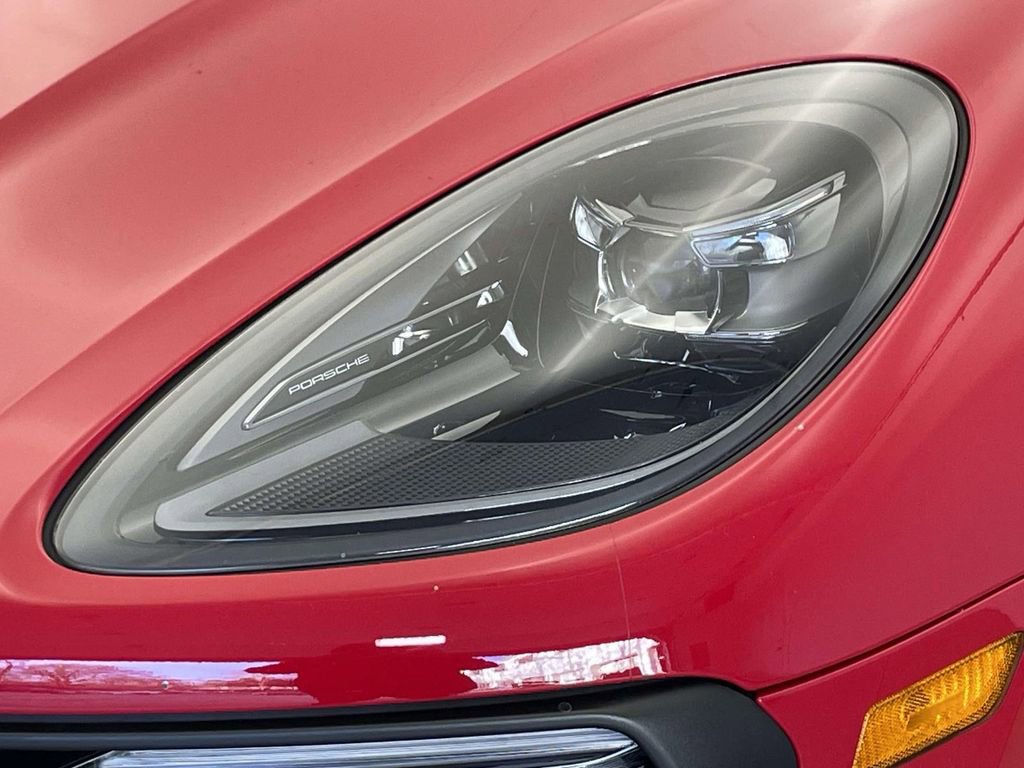 Certified 2022 Porsche Macan GTS image 15