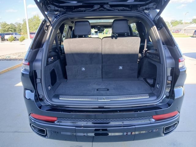 Used 2025 Jeep Grand Cherokee L Summit w/ Obsidian Package AWD/4WD image 26