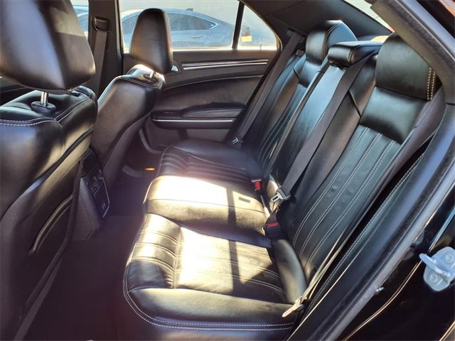 Used 2022 Chrysler 300 S image 8