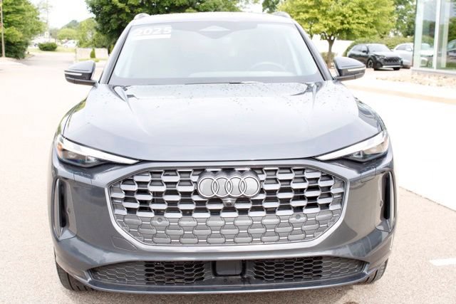 Used 2025 Audi Q5 Premium w/ Convenience Package AWD/4WD image 8