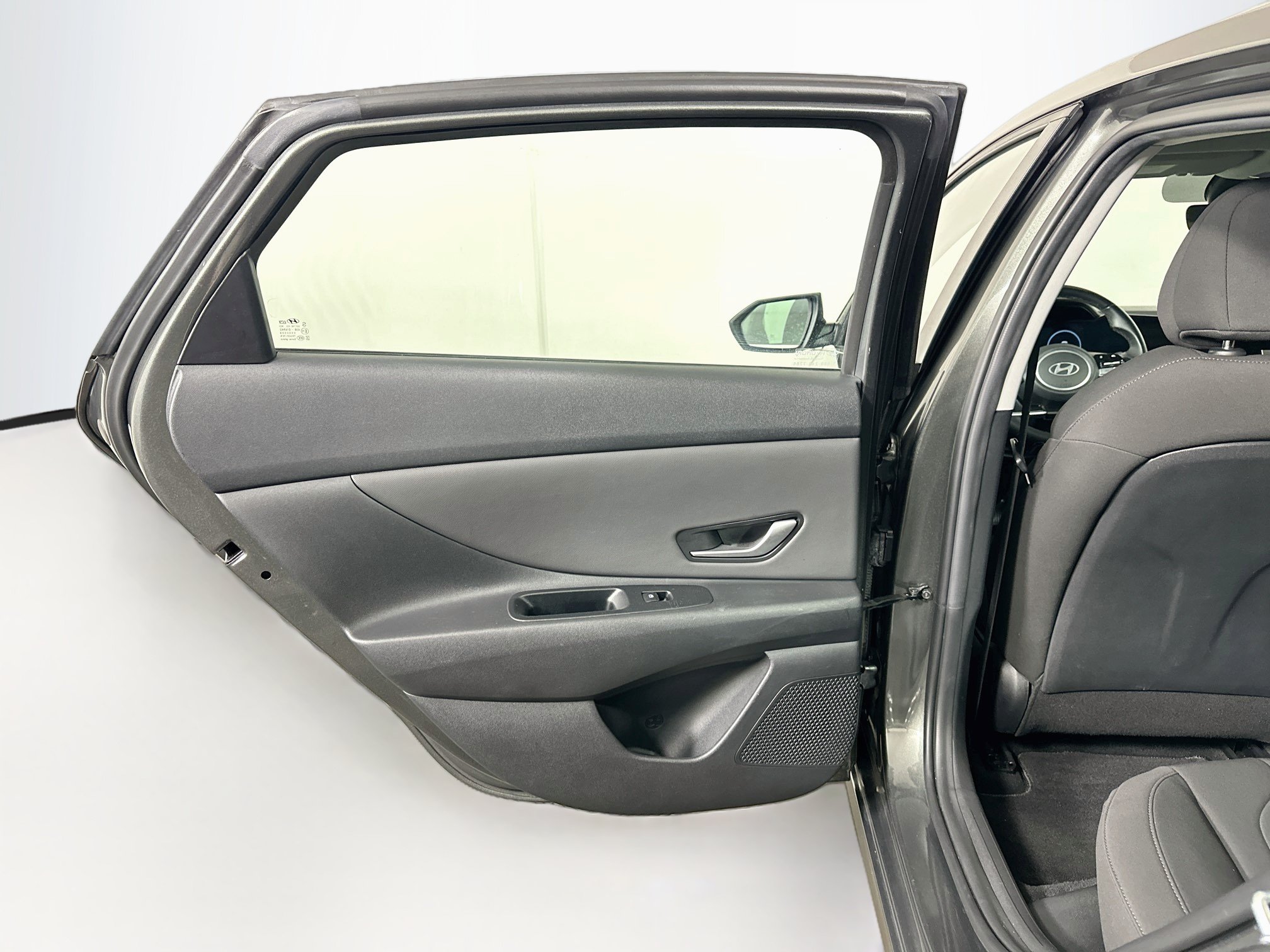 Used 2024 Hyundai Elantra SEL w/ Convenience Package FWD image 27