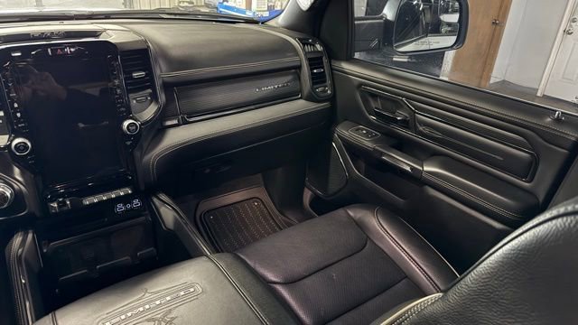Used 2022 RAM 1500 Limited w/ Body-Colour Bumper Group image 30