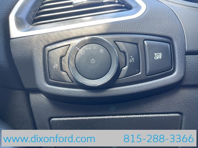 Used 2024 Ford Edge SE image 17