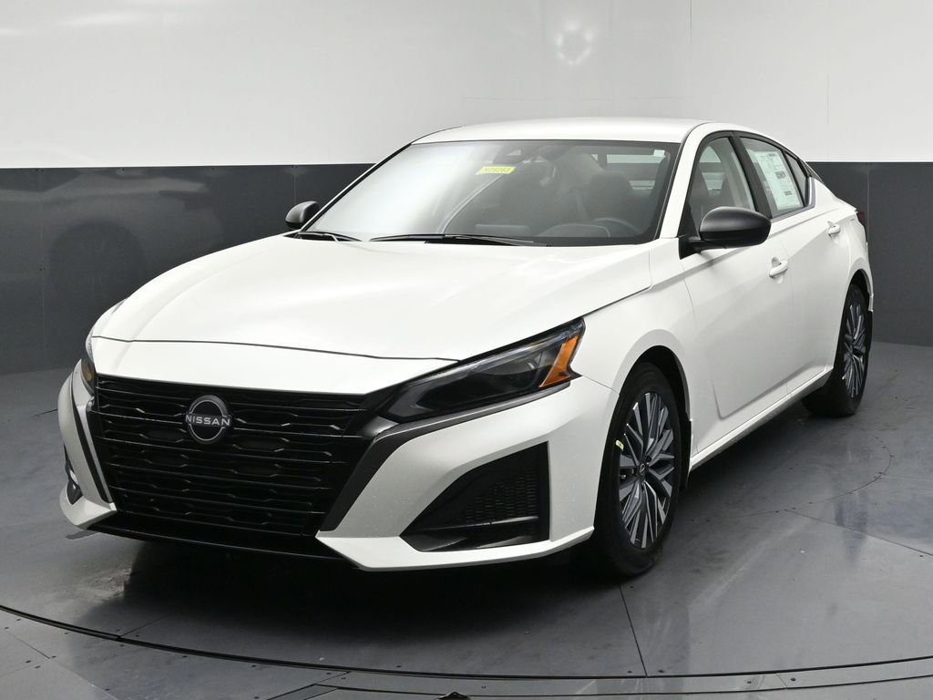 New 2026 Nissan Altima 2.5 SV FWD image 3