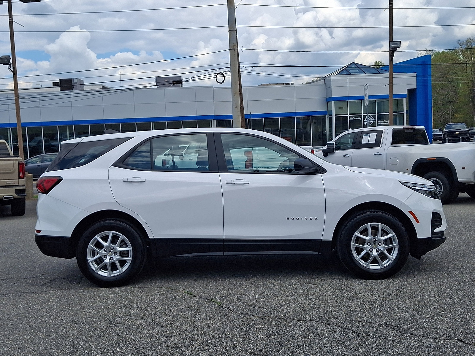 Certified 2024 Chevrolet Equinox LS FWD image 7