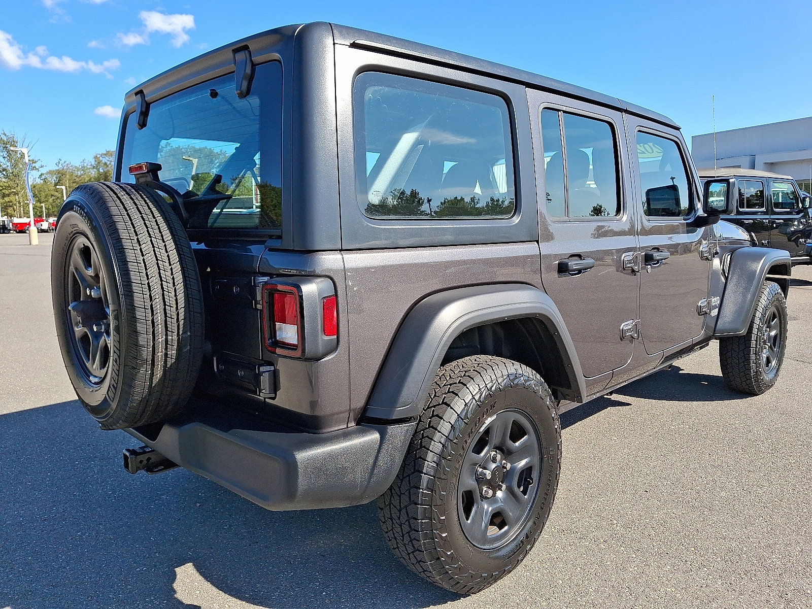 Used 2021 Jeep Wrangler Unlimited Sport image 6