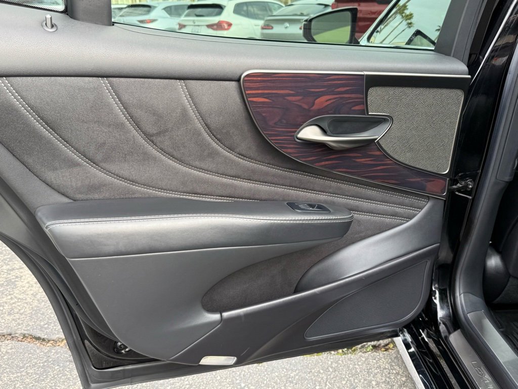 Used 2019 Lexus LS 500 AWD w/ Interior Upgrade Package image 24