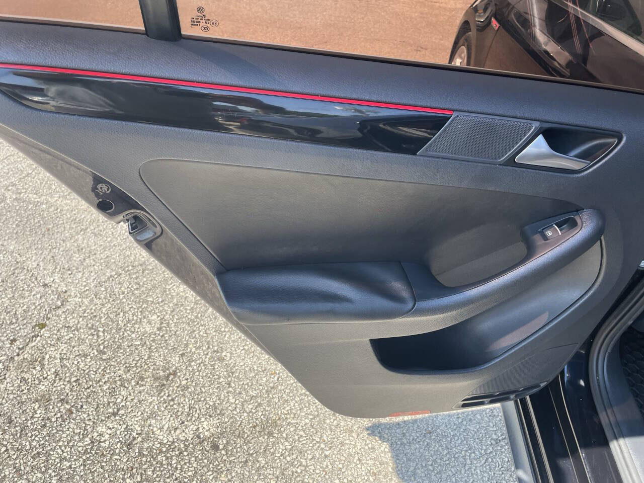 Used 2017 Volkswagen Jetta GLI FWD image 17