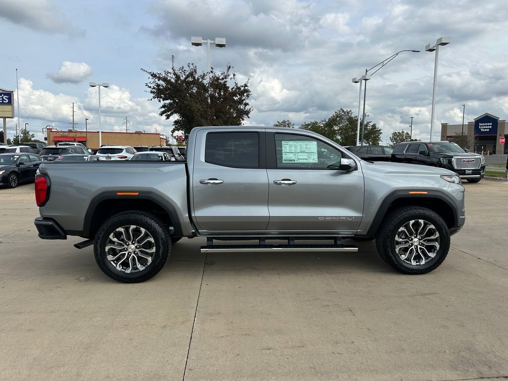 New 2026 GMC Canyon Denali image 8