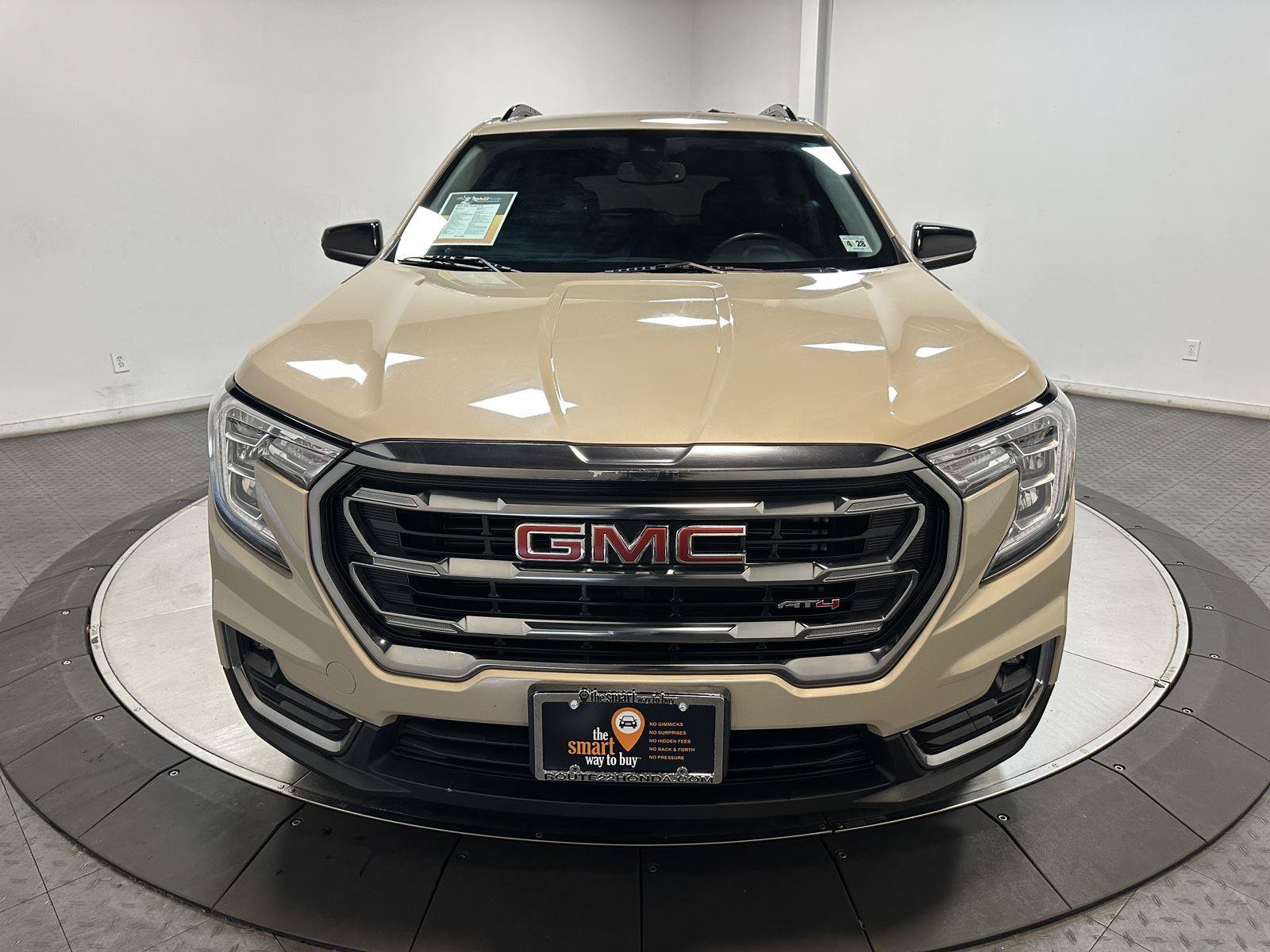 Used 2023 GMC Terrain AT4 AWD/4WD image 4