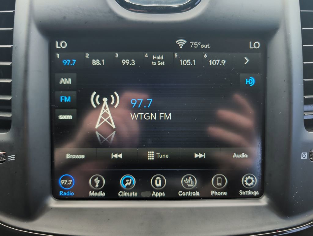 Used 2019 Chrysler 300 S RWD image 13