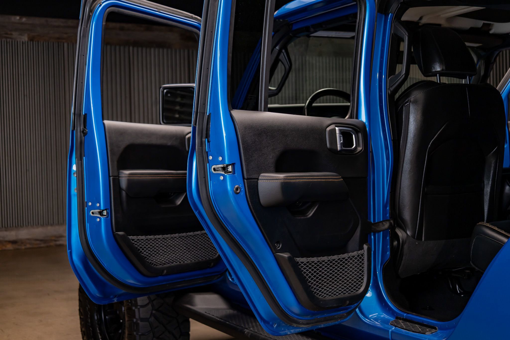 Used 2022 Jeep Gladiator Overland image 27